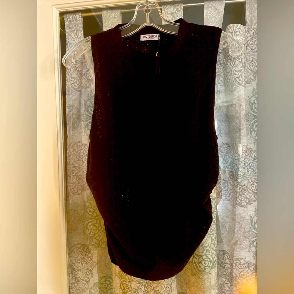 Hotouch Black Sleeveless Top with Gathered Sides Large